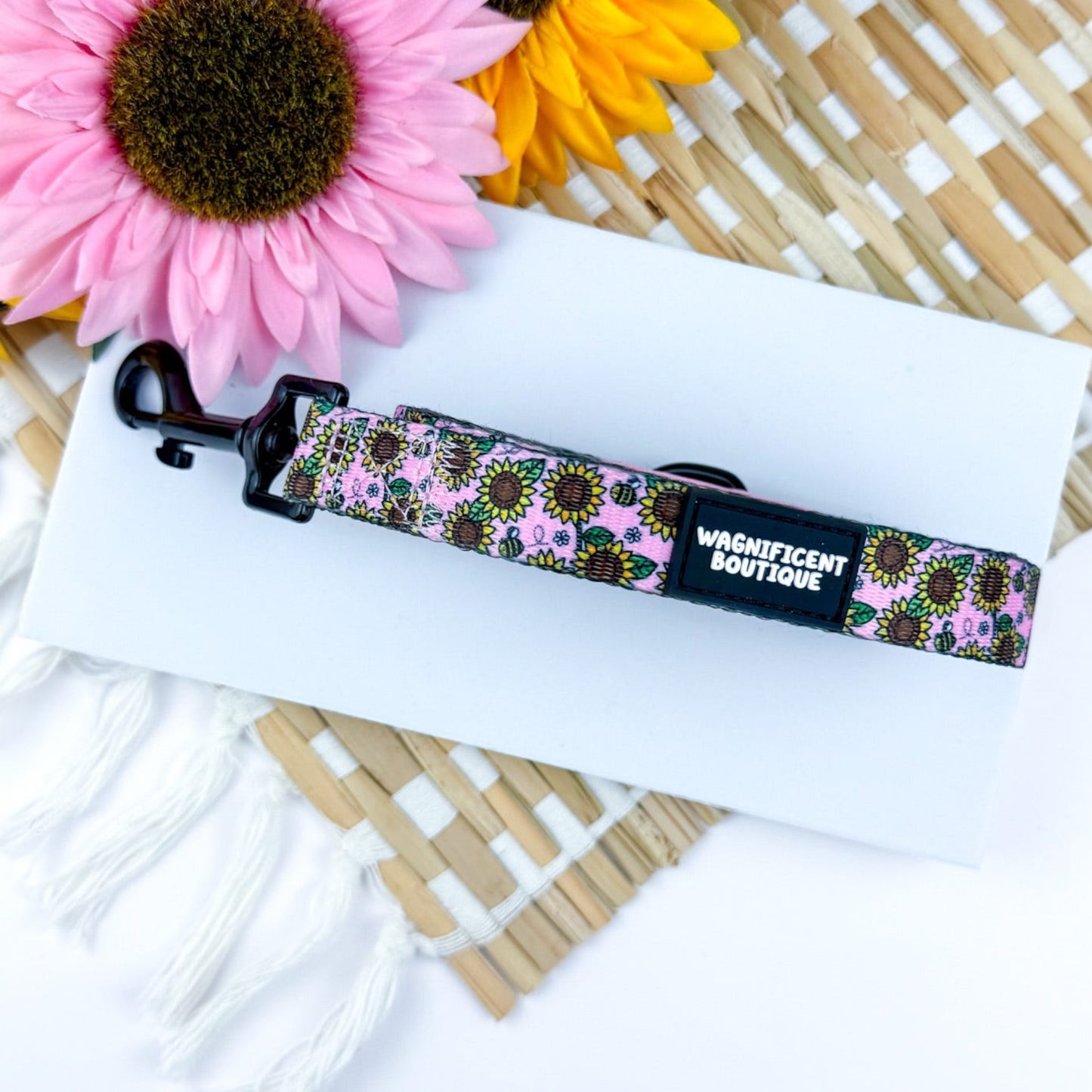 Bumble & Bloom Dog Lead